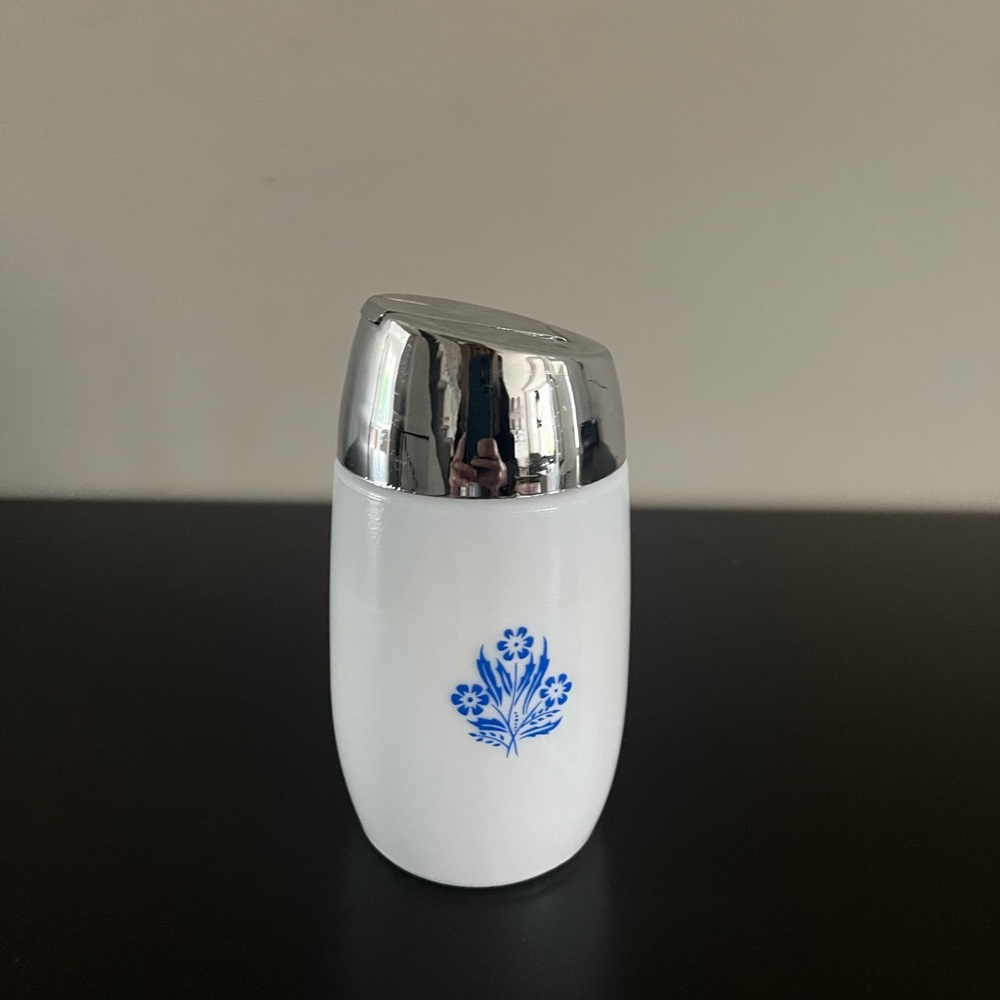 Vintage Van Pak Blue Cornflower Sugar Dispenser